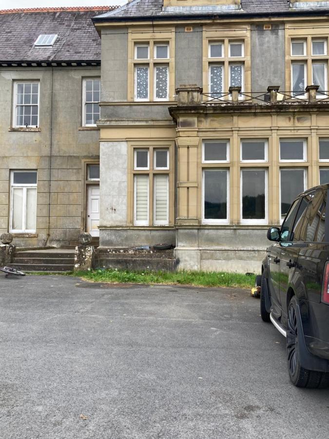 Trawscoed Mansion,Central Wing Daire Aberystwyth Dış mekan fotoğraf